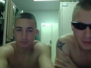 Wojskowe guys- gaydudecams.com