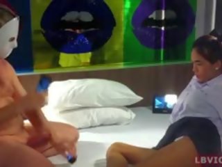 Phụ nữ cậu bé lassie ploy fucked lược